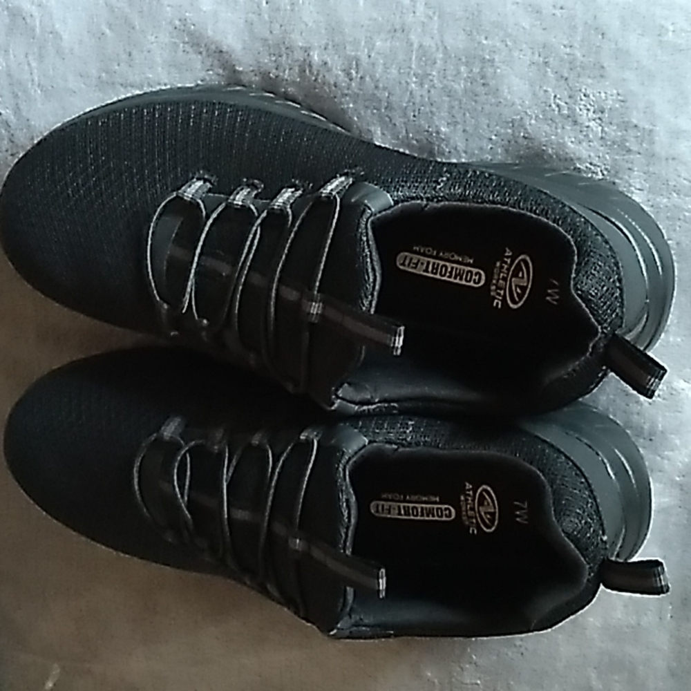 Athletic Works Comfort Fit Memory Foam Black Women's Shoes Size 7W